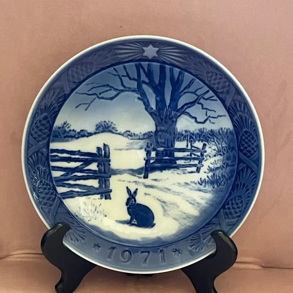 1971 Royal Copenhagen Christmas collection plate Vintage